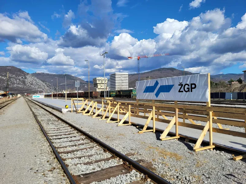 Kvalitetna gradnja železniške infrastrukture Slovenija
