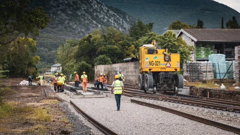 Podjetje za gradnjo železniške infrastrukture Slovenija