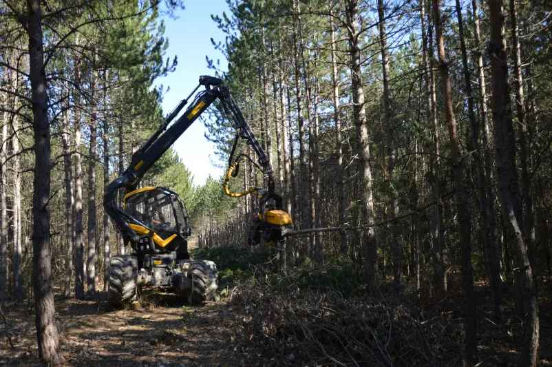 Potrebujete kvalitetne storitve s kmetijsko ali gozdarsko mehanizacijo?