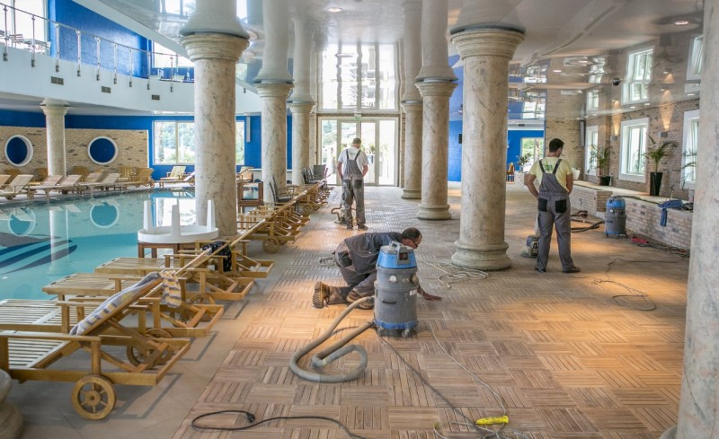 Ugodno polaganje parketa Slovenija