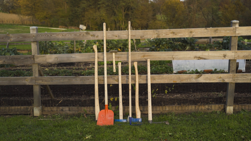 Ročaji za vrtne lopate Dolenjska
