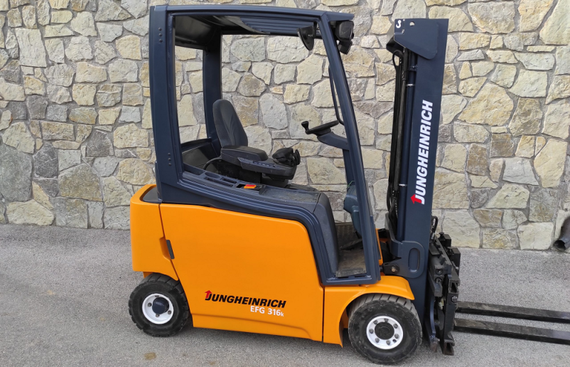 Ugoden uvoz viličarjev po naročilu v Sloveniji