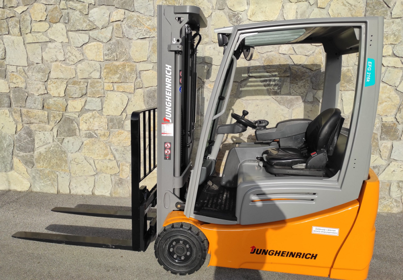 Ugoden uvoz viličarjev po naročilu Slovenija