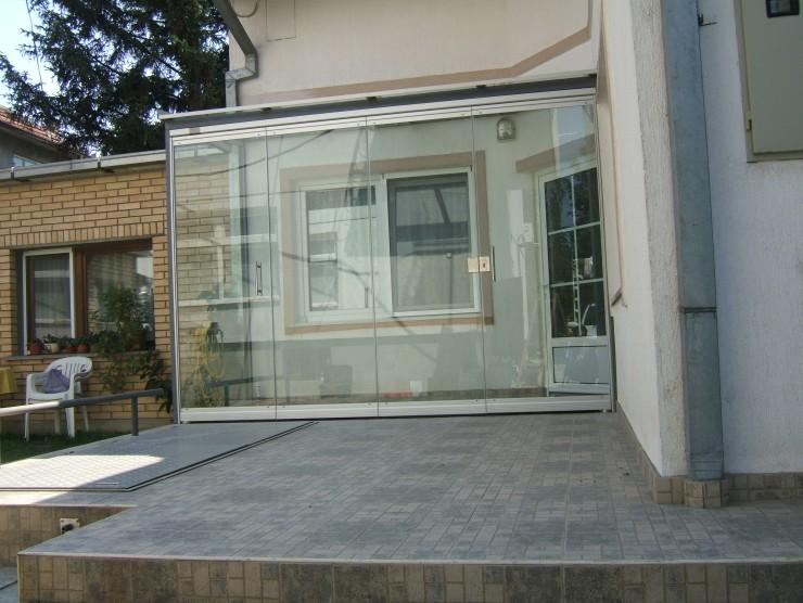 Zastekljevanje teras