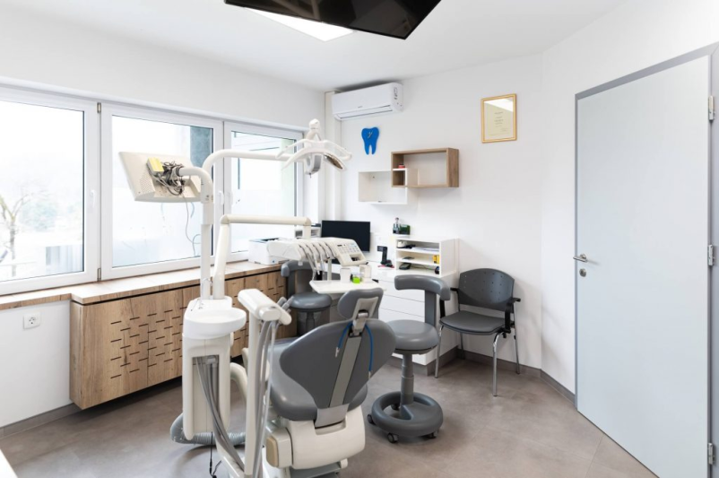 Zobna protetika Koroška