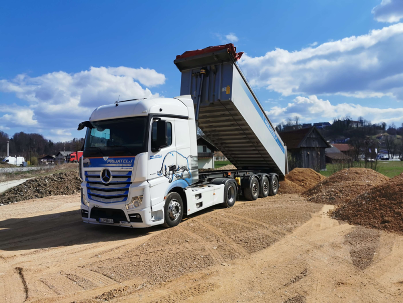 Wenn Sie am ADR-Warentransport von Slowenien nach Europa interessiert sind, kontaktieren Sie uns