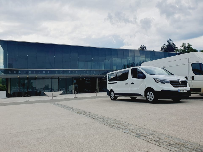 Avtobus prevozi in izleti Slovenija