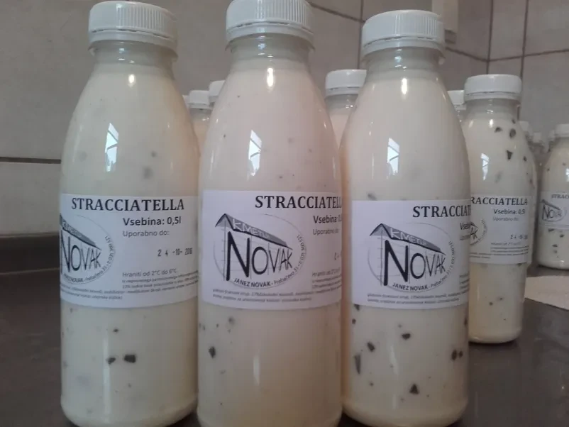 Kontaktirajte nas za domače mleko!