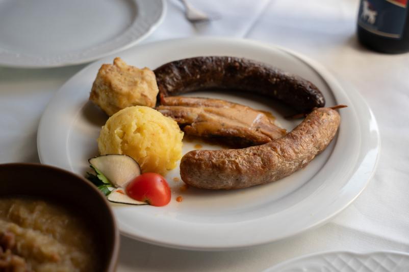 Dobre malice in kosila Pernica