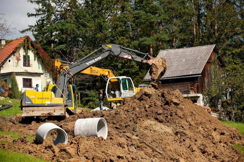 Profesionalna izvedba izkopov za kanalizacijo