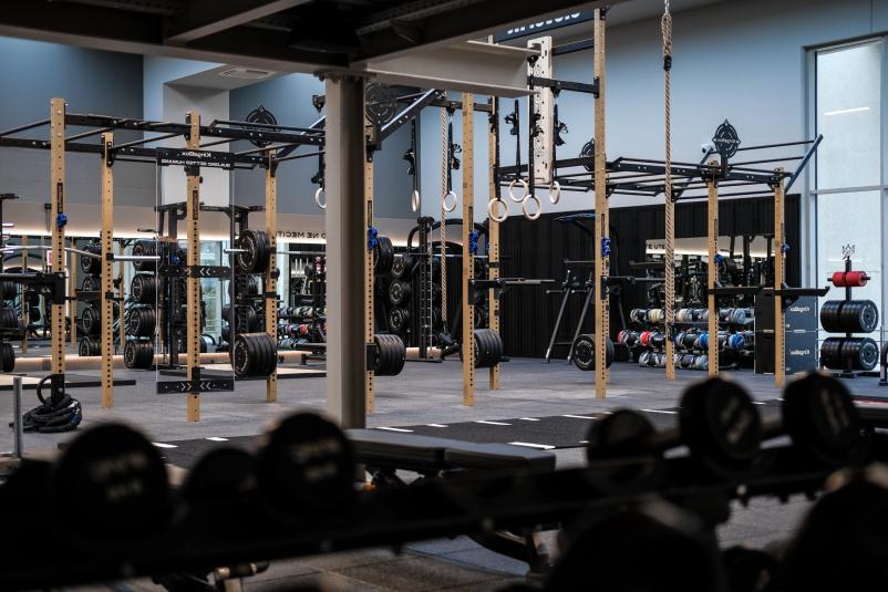 Adaptacijo v Sloveniji prepustite nam!