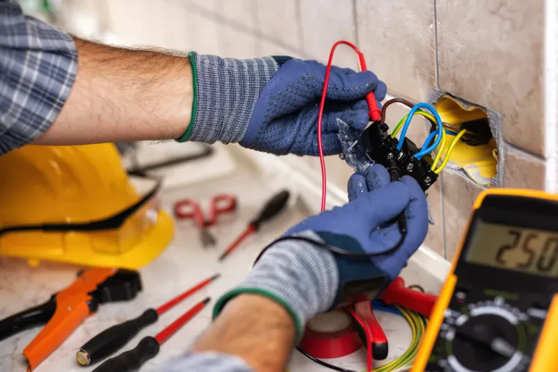 Ureditev vseh elektroinštalacij na ključ Osrednja Slovenija