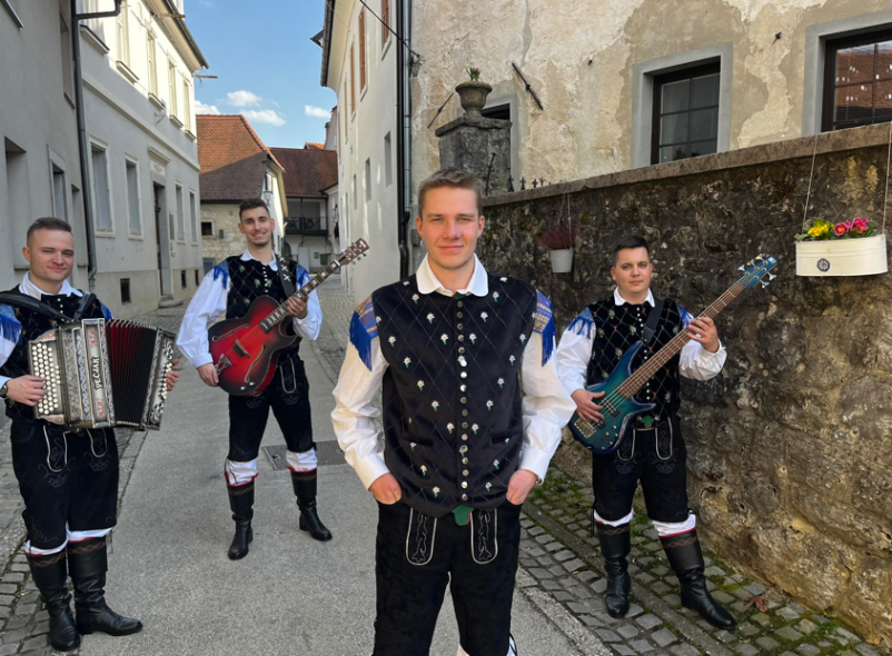 Ugoden najem narodnozabavega ansambla