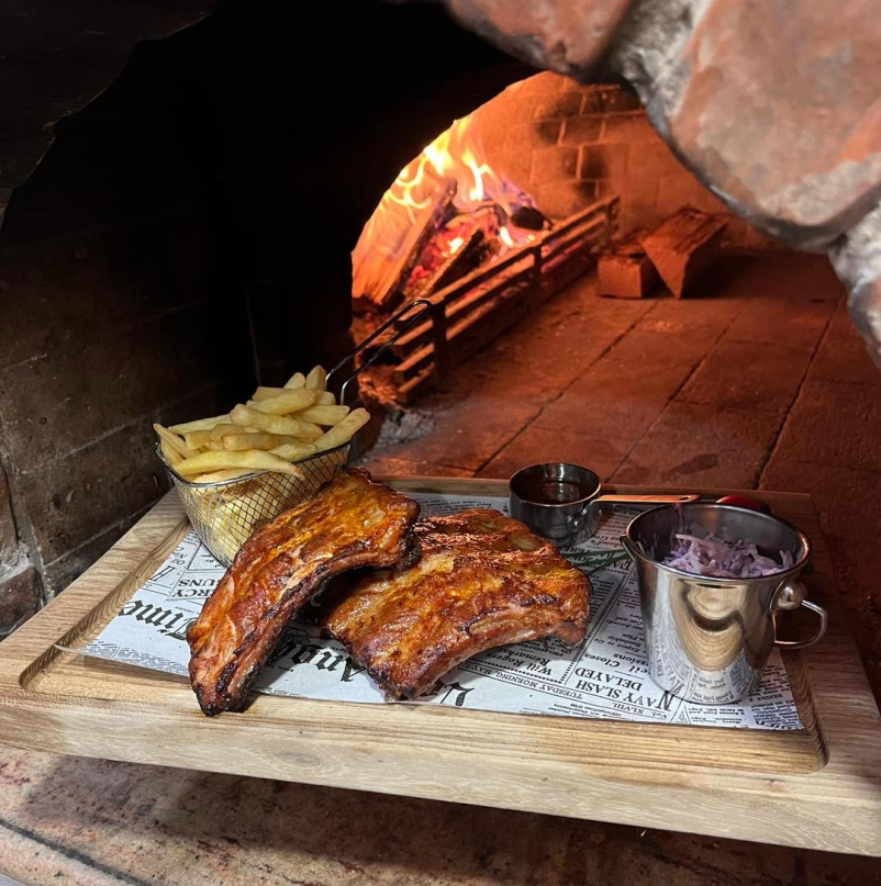 Okusne jedi in pice Logatec