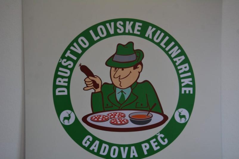 Degustacija domačih vin in salam Dolenjska