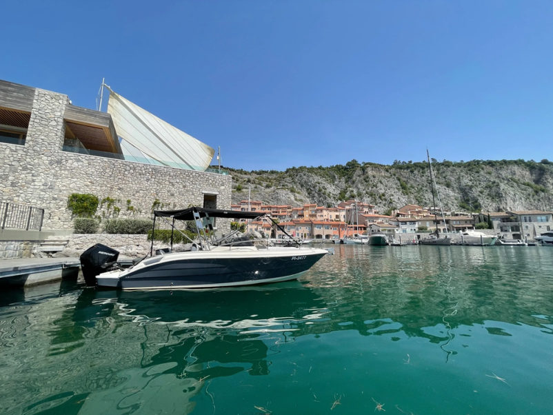 Rent a boat on the Slovenian coast with FI-AL navtika!