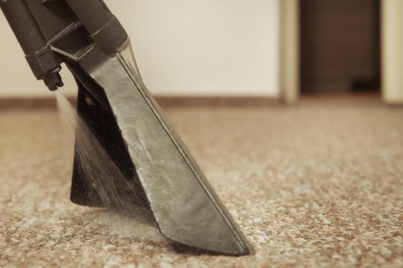 Globinsko čiščenje preprog