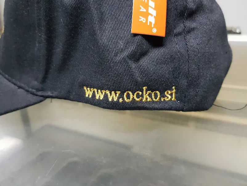 Ugodno vezenje promocijskega tekstila Slovenija