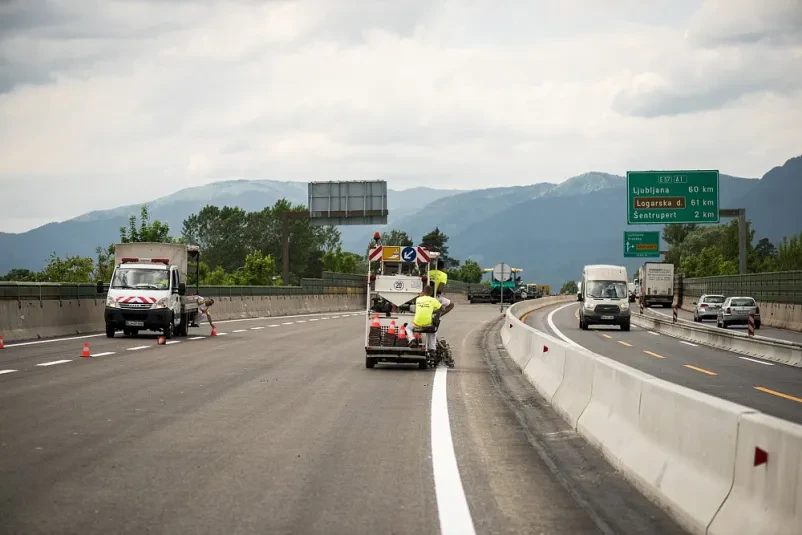 Kaj vse obsega vzdrževanje prometne signalizacije, ki jo v Prekmurju nudimo?