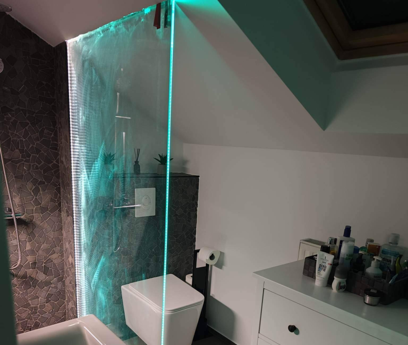 Zasteklitev tuš kabine Štajerska