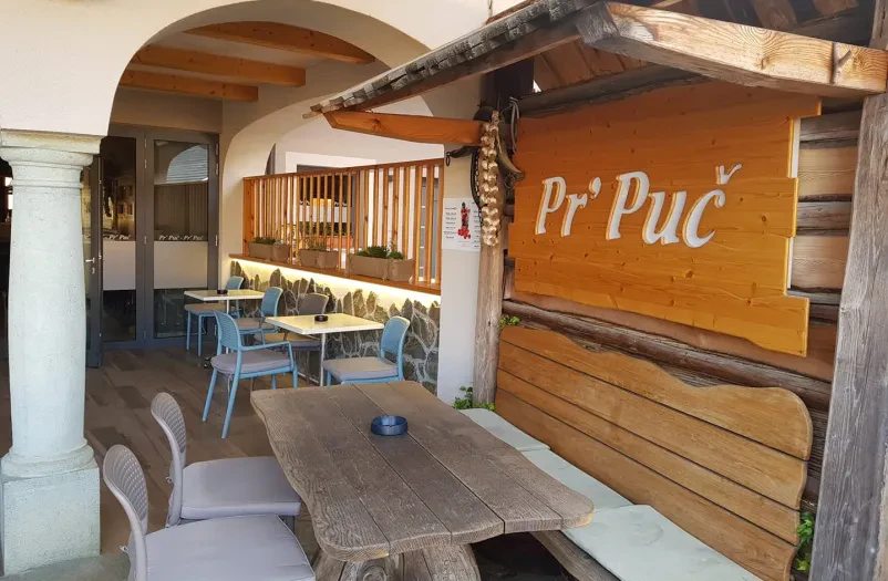 Lokal Pr' Puč z avtopralnico Kranj
