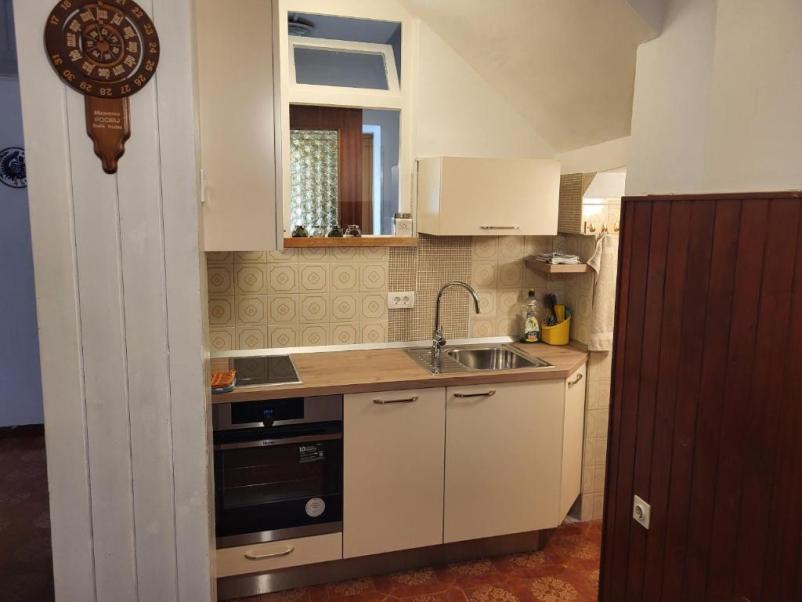 Najem lepe sobe v Kopru, Slovenija