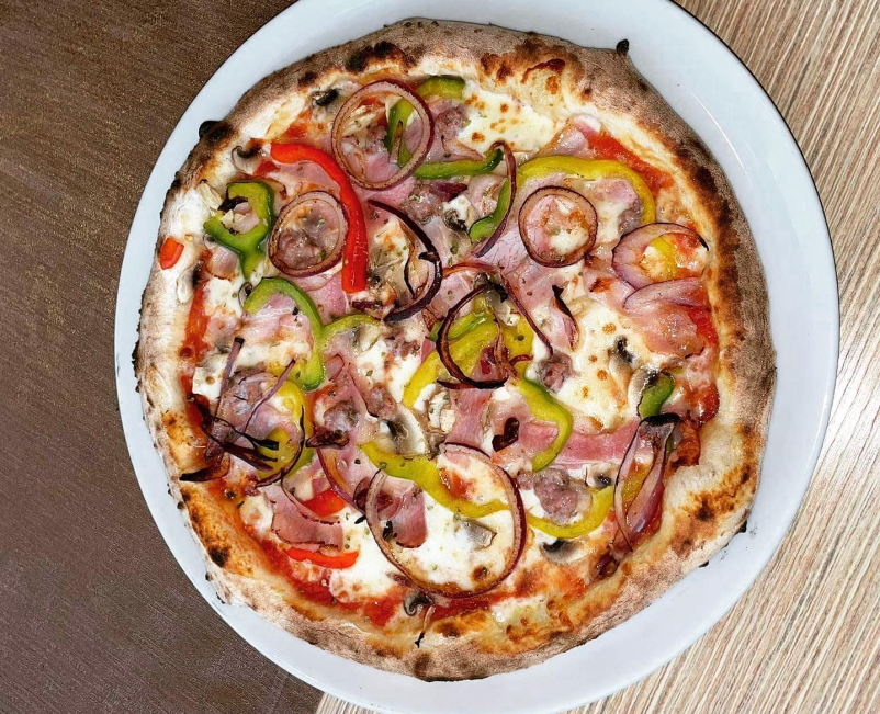 Odlična pizza Branik