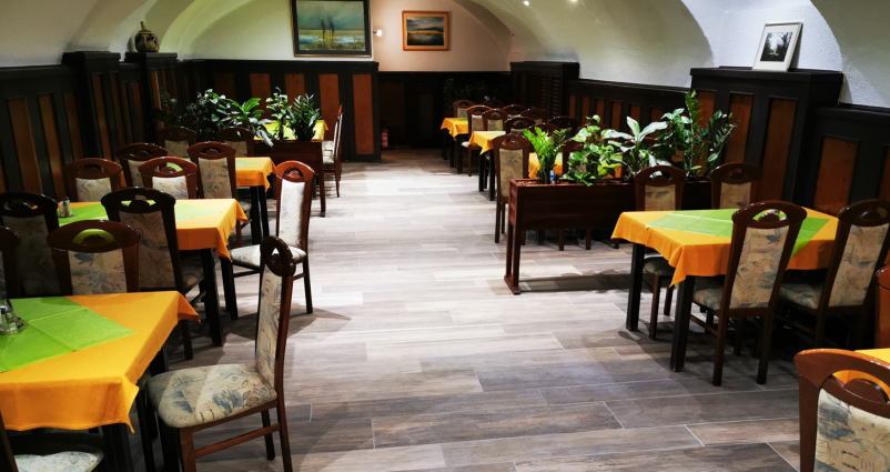 Prostor za zaključene družbe Cerknica, Notranjska