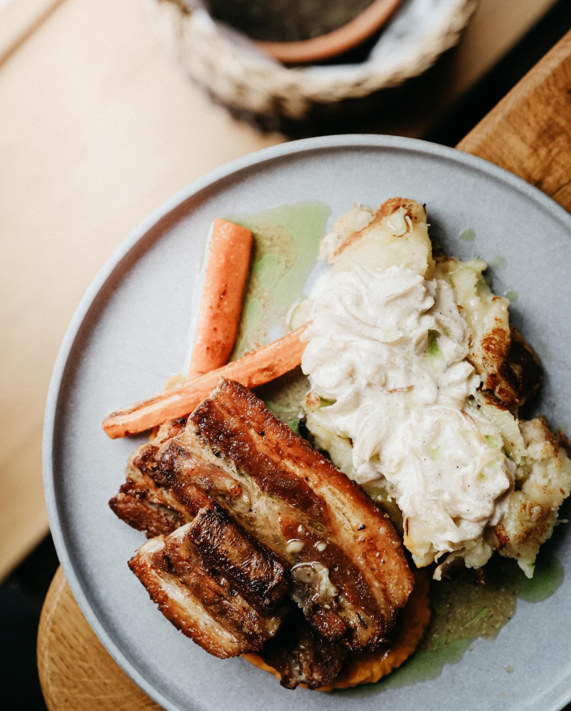 Prostor za zaključene družbe in praznovanja Pomurje