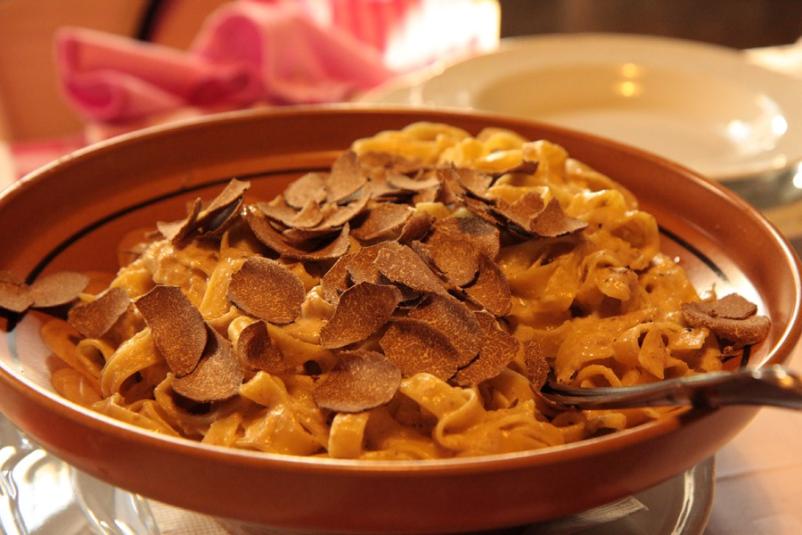 Prostor za zaključene družbe