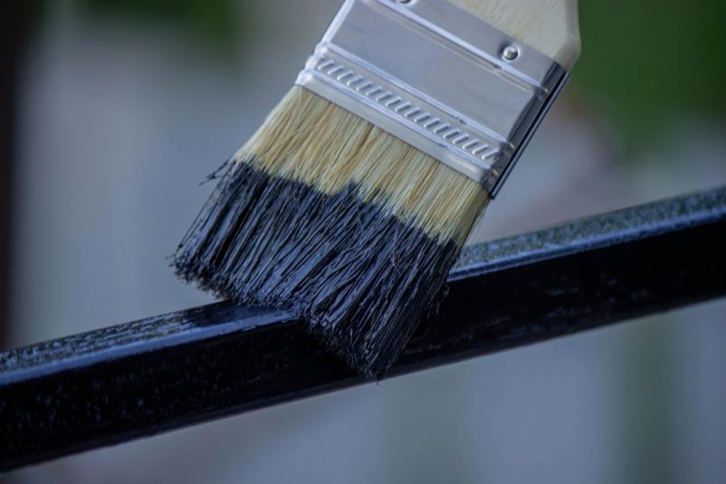 Ročno barvanje kovin