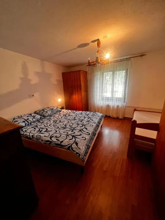 Apartma za 5 oseb Goriška