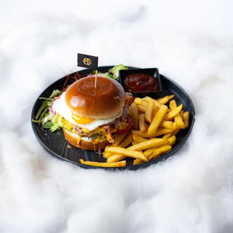 Vabljeni v najboljšo družinsko restavracijo v Kranjski Gori