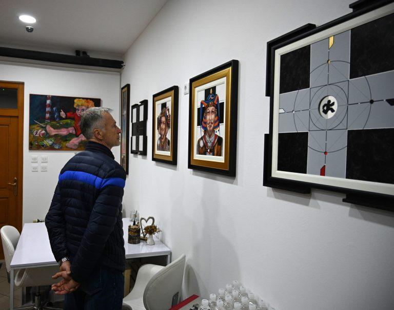 Vabljeni na galerijsko razstavo slik v Zreče