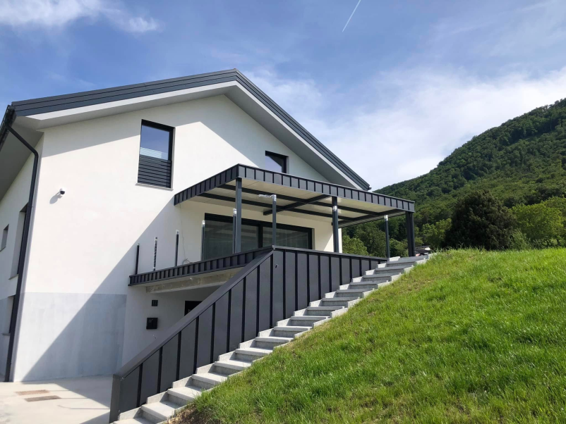 Kakovostna izdelava kovinskih ograj Slovenija