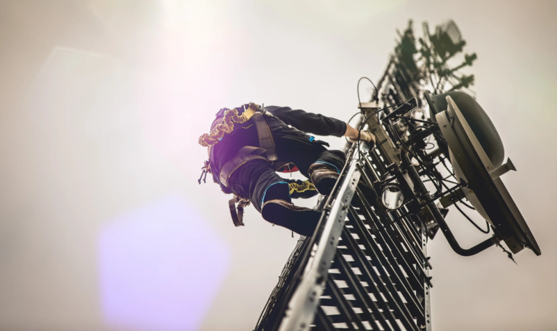 Kvalitetna postavitev odrov za koncerte in dogodke Slovenija