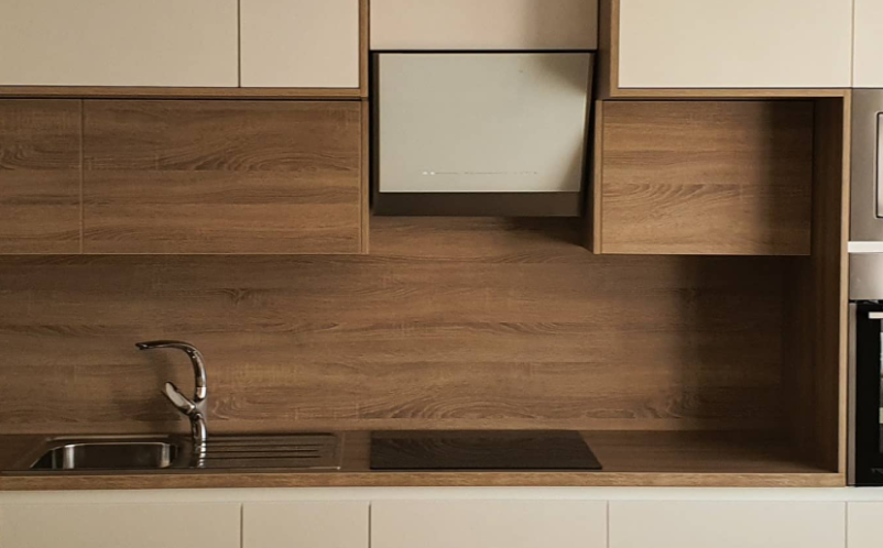 Leseno pohištvo po naročilu Savinjska