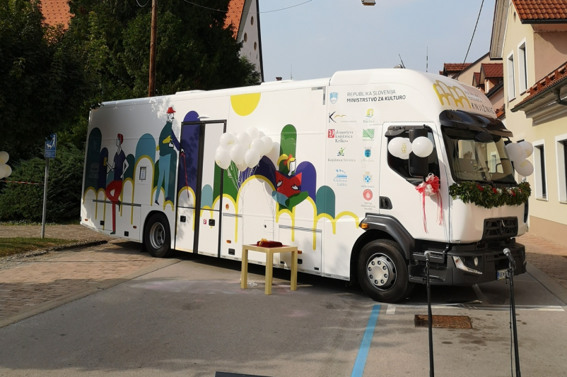 Posavska potujoča knjižnica Sevnica