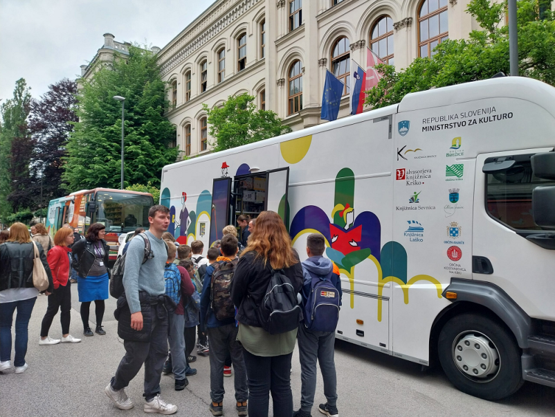 Potujoča knjižnica Sevnica