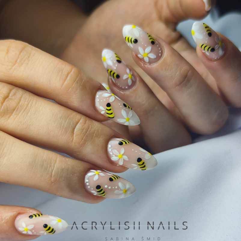 Udeležite se tečaja za nohte v Celju!