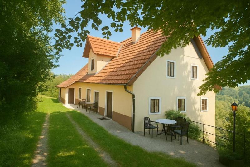 Ugoden najem počitniške hiše Idrija, Goriška