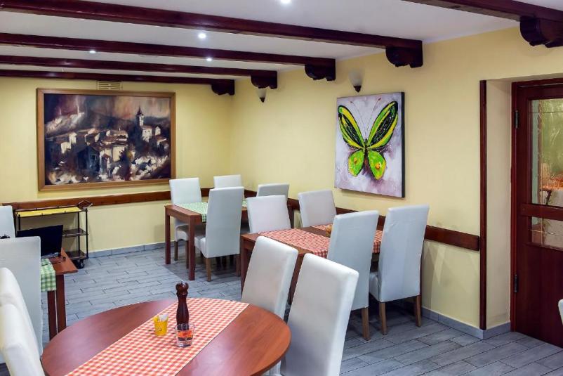 Discover the Vipava Valley with accommodation at Gostilna Tratnik