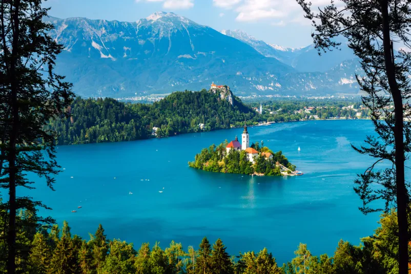 Book an apartment for 2 in Bled
