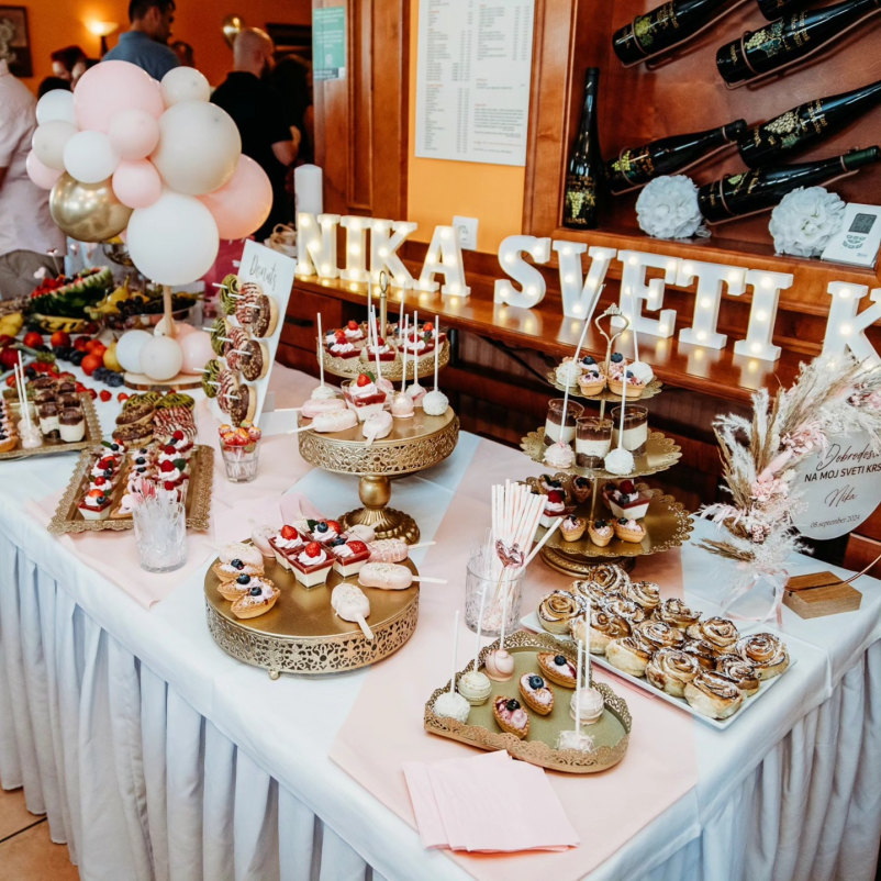 Prostor za zaključene družbe Ptuj