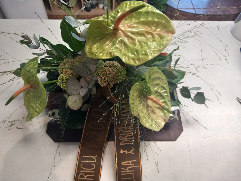 Profesionalna izdelava žalnih vencev in žalnih aranžmajev Celje