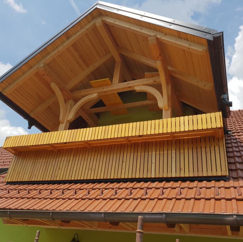 Kvalitetna izdelava lesenih ograj Slovenija