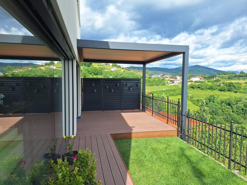 Nadstreški Nova Gorica