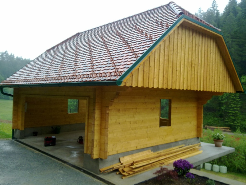 Obdelava in lepljenje lesa Koroška