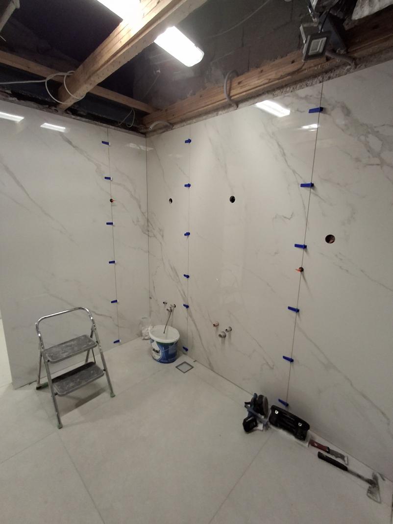 Natančno polaganje keramike 