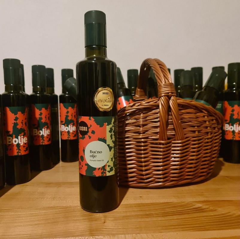 Ukvarjamo se s prodajo vrhunskega bučnega olja na Štajerskem